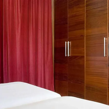 Puerto Del Carmen Sleeps 6 Pool Wifi T691337 Villa *